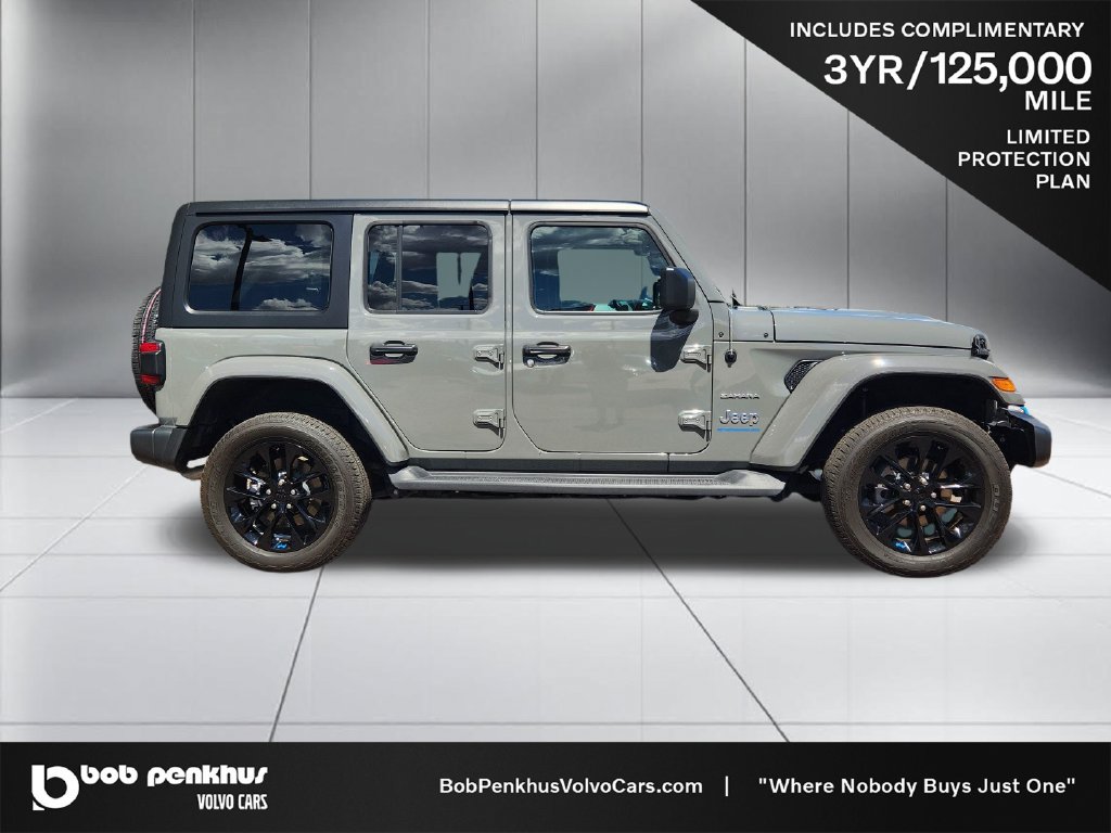 Used 2023 Jeep Wrangler Unlimited Sahara w/ Cold Weather Group AWD/4WD image 24