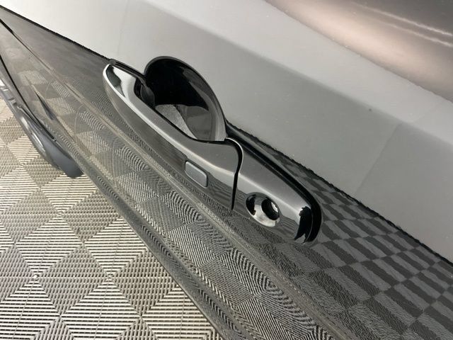 Used 2018 Ford Explorer Sport AWD/4WD image 11