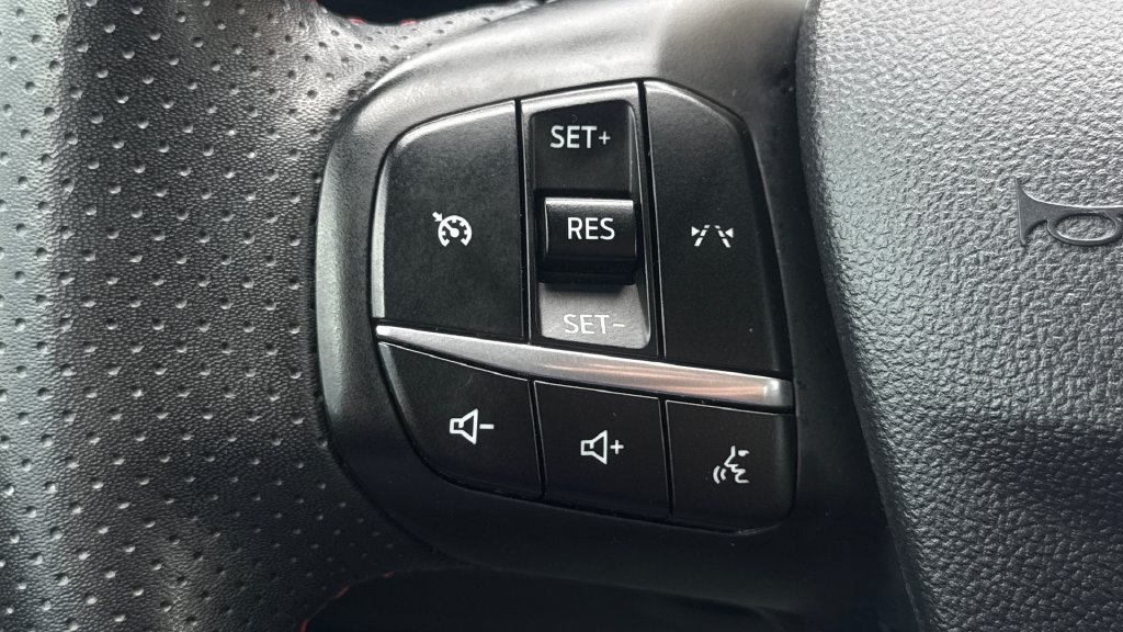 Used 2024 Ford Escape ST-Line AWD/4WD image 33