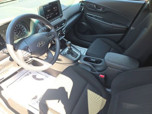 Used 2023 Hyundai Kona SEL AWD/4WD image 12