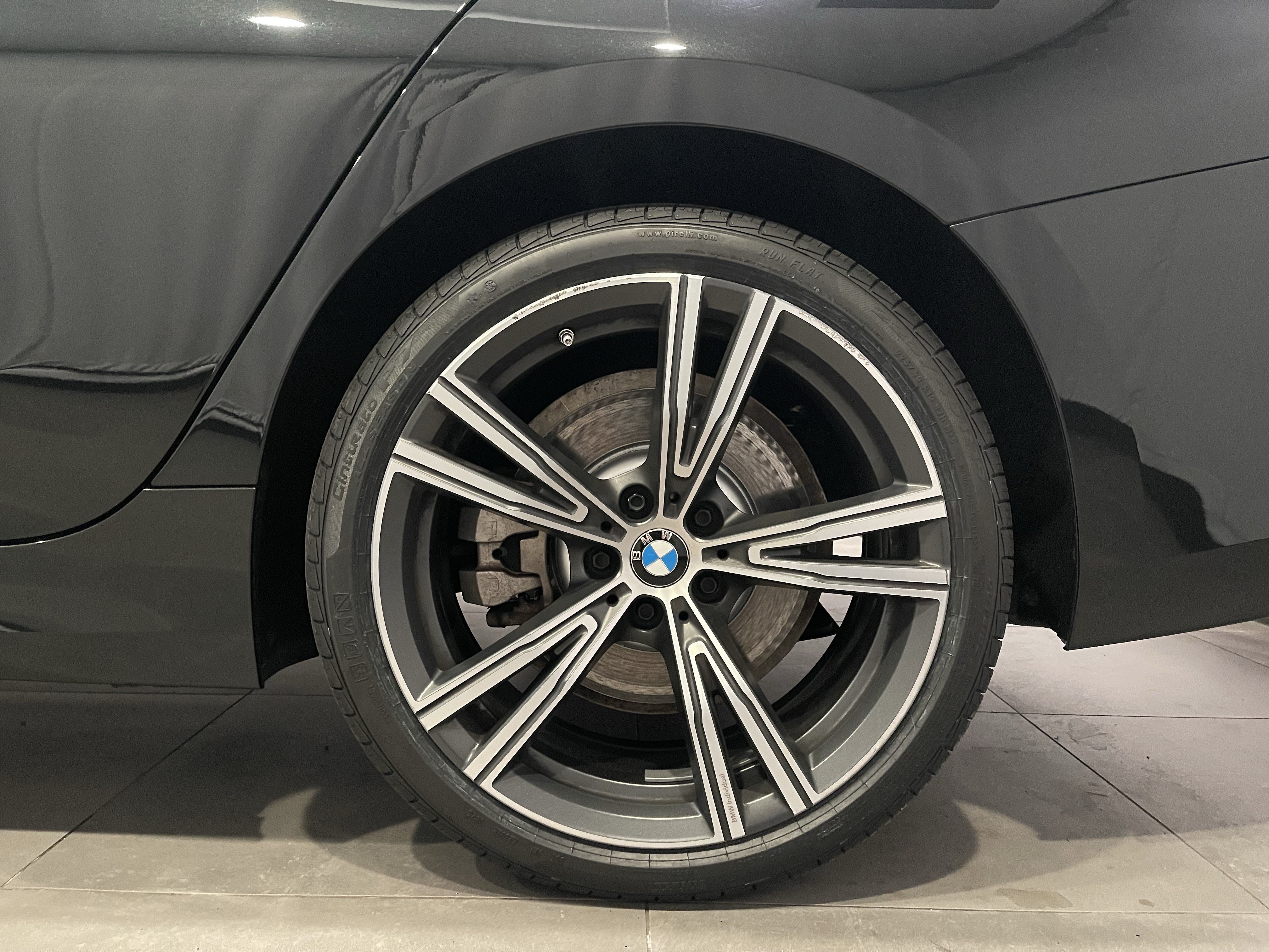 Certified 2023 BMW 330i xDrive Sedan w/ Premium Package AWD/4WD image 10