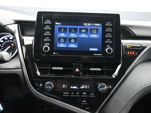 Used 2024 Toyota Camry LE FWD image 19