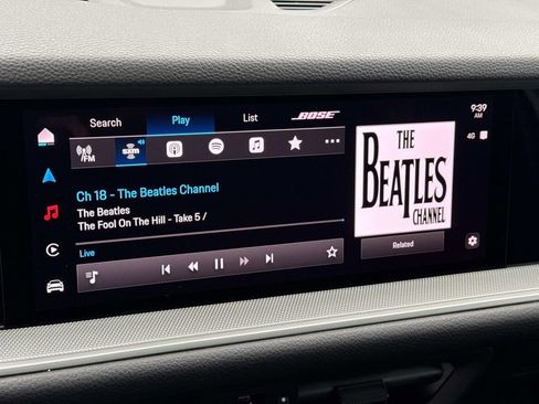 Used 2024 Porsche Cayenne Base image 22