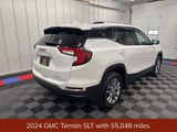 Used 2024 GMC Terrain SLT image 3