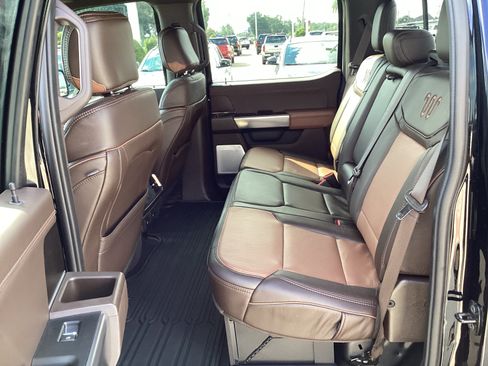 Used 2025 Ford F150 King Ranch w/ FX4 Off-Road Package AWD/4WD image 12