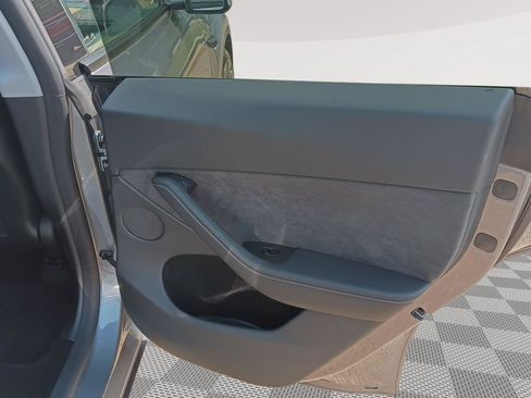 Used 2025 Tesla Model Y Performance AWD/4WD image 27