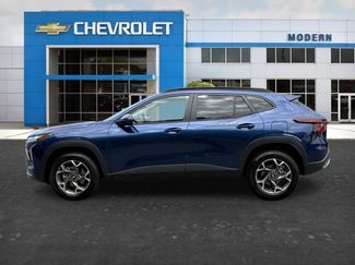 Used 2024 Chevrolet Trax LT w/ Driver Confidence Package FWD video 2