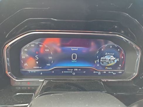 Used 2025 Chevrolet Silverado 2500 LT w/ Trail Boss Package image 16