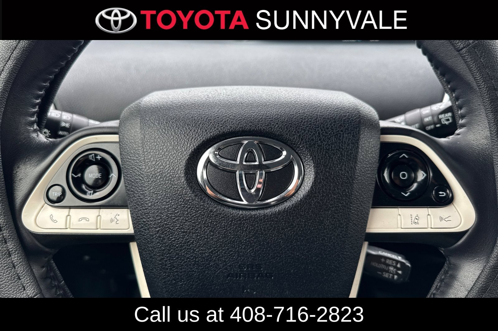 Certified 2018 Toyota Prius Three Touring FWD image 26