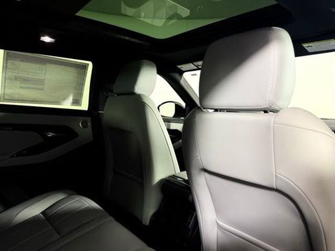 New 2026 Land Rover Range Rover Evoque S image 31