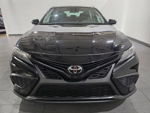 Used 2024 Toyota Camry SE FWD image 8