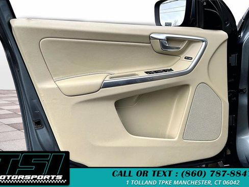 Used 2016 Volvo XC60 T5 Premier image 23