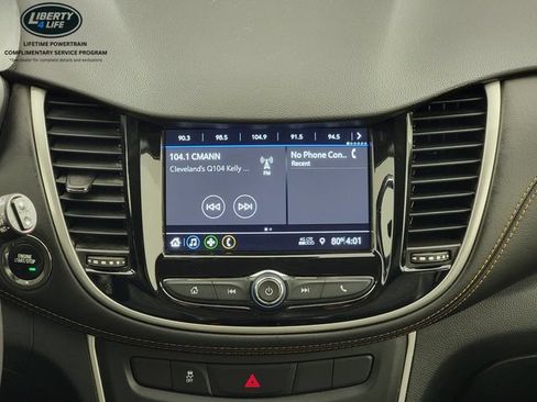 Used 2019 Chevrolet Trax LT w/ LT Convenience Package FWD image 22