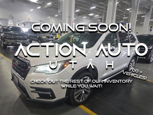 Used 2019 Subaru Ascent Touring w/ Popular Package #3 AWD/4WD image 1