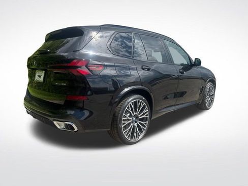 New 2026 BMW X5 xDrive40i w/ M Sport Package AWD/4WD image 3