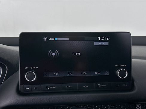 Used 2023 Honda HR-V LX image 19