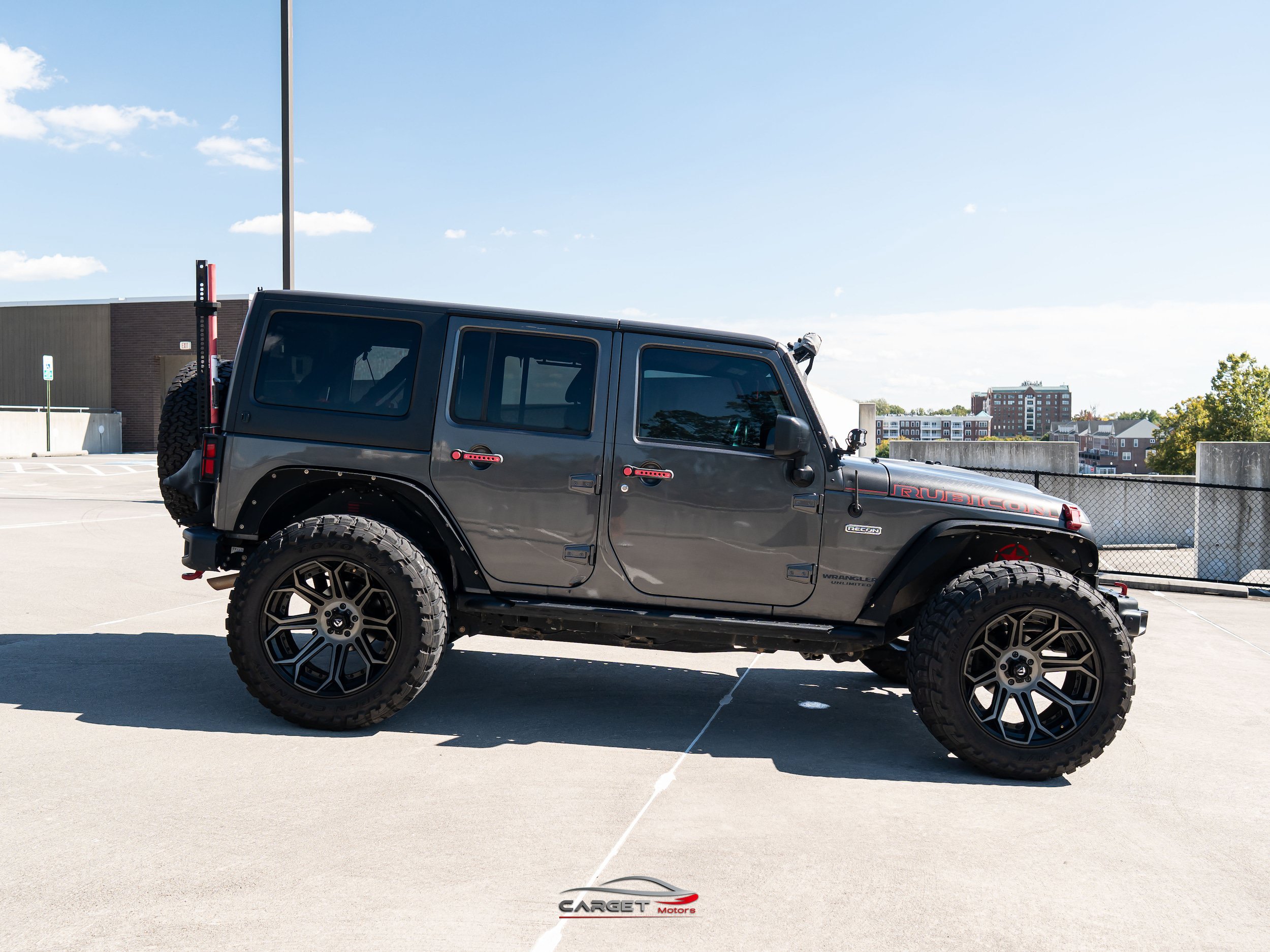 Used 2017 Jeep Wrangler Unlimited Rubicon AWD/4WD image 8