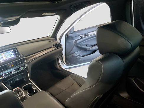 Used 2020 Honda Accord Sport image 23