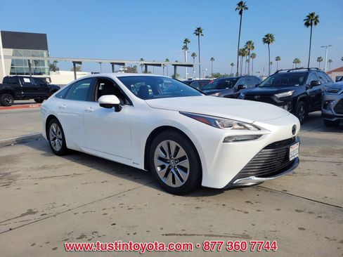 Certified 2024 Toyota Mirai XLE w/ Advanced Technology Package image 2
