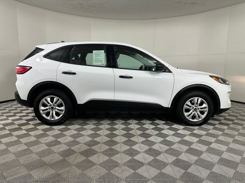 Used 2022 Ford Escape S image 7