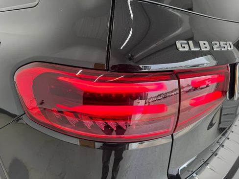 Certified 2026 Mercedes-Benz GLB 250 image 33