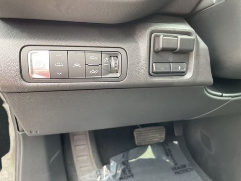 New 2024 Chevrolet Silverado EV RST image 21