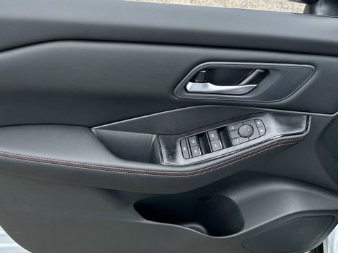 New 2026 Nissan Rogue SV AWD/4WD image 26