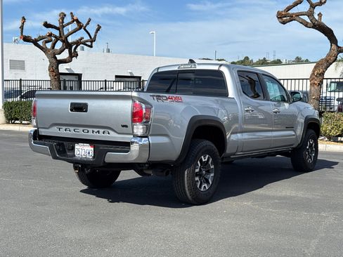 Certified 2023 Toyota Tacoma TRD Off-Road image 8