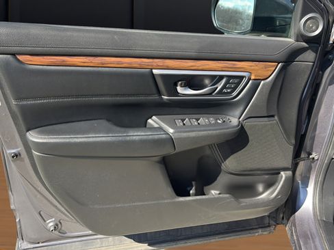 Used 2022 Honda CR-V Touring image 28