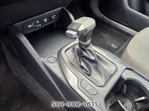 Used 2025 Kia K4 FWD image 25