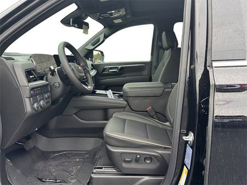 New 2026 Chevrolet Suburban Premier w/ Sun And Tow Package image 9