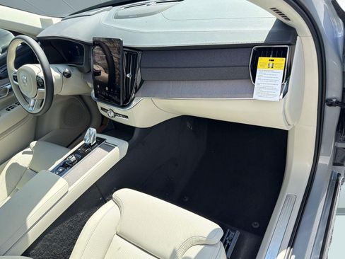 New 2026 Volvo XC90 B6 Ultra w/ Protection Package AWD/4WD image 30