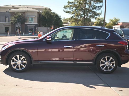 Used 2017 INFINITI QX50 2WD image 9