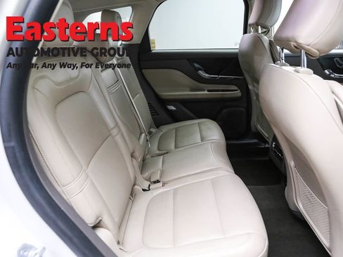 Used 2022 Lincoln Corsair FWD w/ Equipment Group 101A image 23