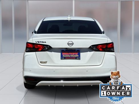 Certified 2025 Nissan Versa SV w/ Trunk Package FWD image 5