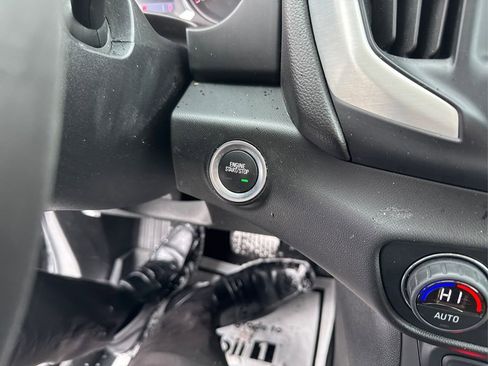 Used 2019 GMC Terrain SLT w/ Preferred Package image 38