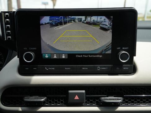 Used 2025 Honda HR-V LX image 24