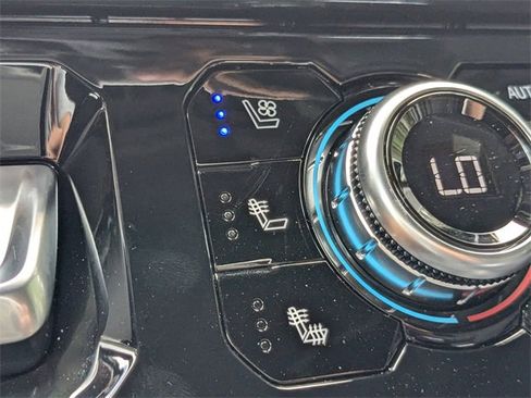 New 2025 GMC Sierra 2500 Denali w/ Denali Reserve Package image 26