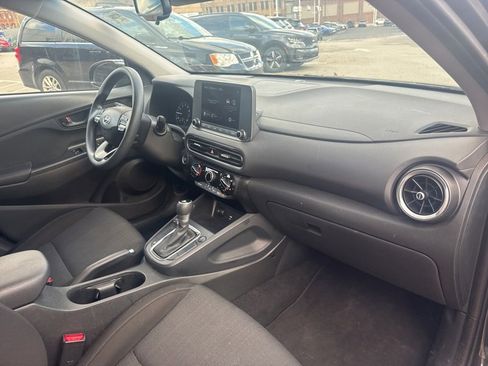Used 2022 Hyundai Kona SEL image 10