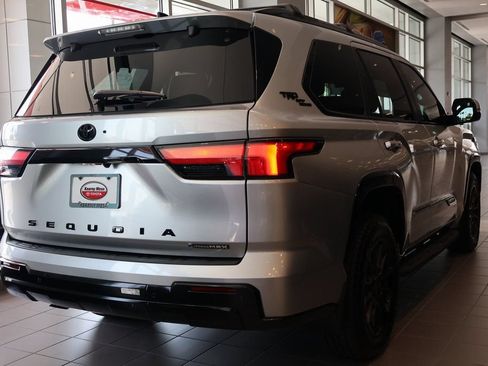 Used 2026 Toyota Sequoia 4WD image 3