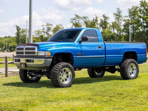 Used 2000 Dodge Ram 2500 Truck 4x4 Regular Cab image 1