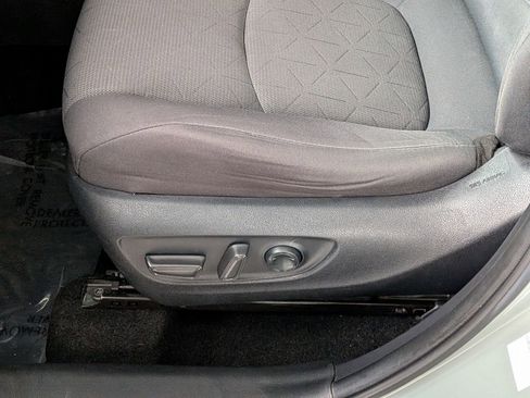 Certified 2021 Toyota RAV4 XLE w/ XLE Grade Weather Package AWD/4WD image 12