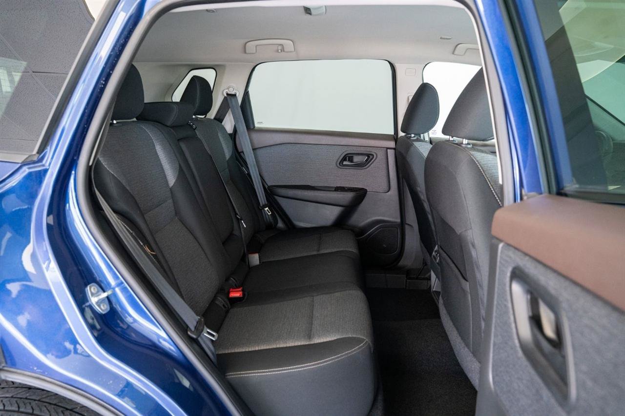 Used 2022 Nissan Rogue S AWD/4WD image 10
