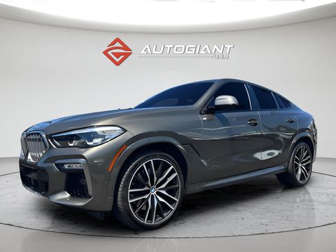 Used 2021 BMW X6 M50i AWD/4WD image 14