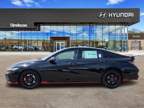 New 2025 Hyundai Elantra N image 2