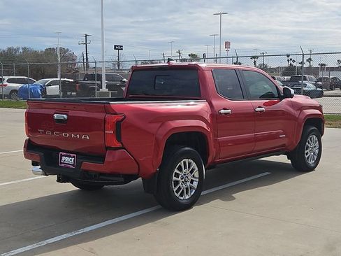 Used 2024 Toyota Tacoma Limited w/ Limited Package (LT) image 5