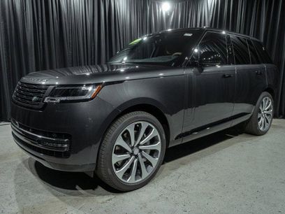 Used 2025 Land Rover Range Rover SE