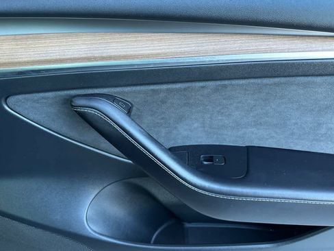 Used 2023 Tesla Model 3 Standard Range RWD image 18