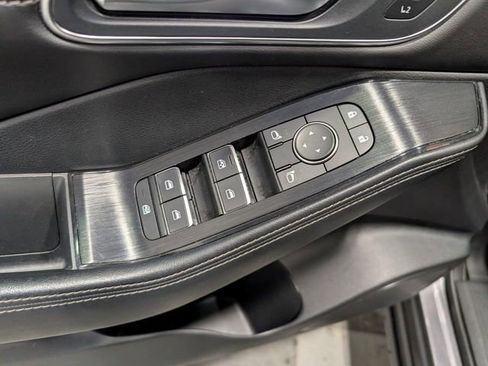 Used 2023 Nissan Rogue Platinum w/ Platinum Premium Package image 14