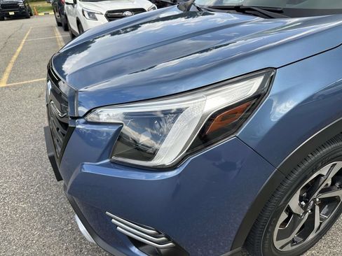 Certified 2023 Subaru Forester Touring AWD/4WD image 7